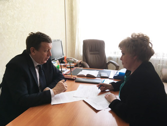 Владимир Дмитриев провел выездной прием для жителей 6-го избирательного округа 